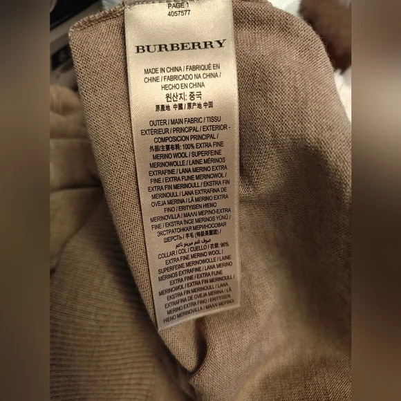 Burberry Women's Extra Fine Merino Wool Plaid Design Brown Sweater Size Medium - Picture 5 of 6
